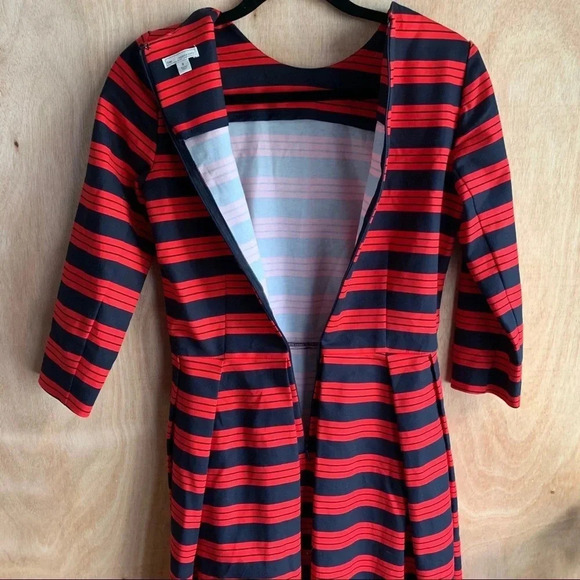 Gap Striped Fit N Flare Dress W/Pockets - Picture 3 of 10